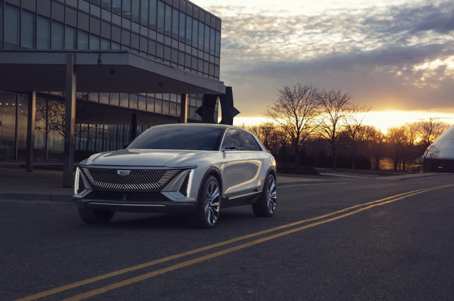  Cadillac Lyriq Show Car 2020 года  (фото 6 из 28)